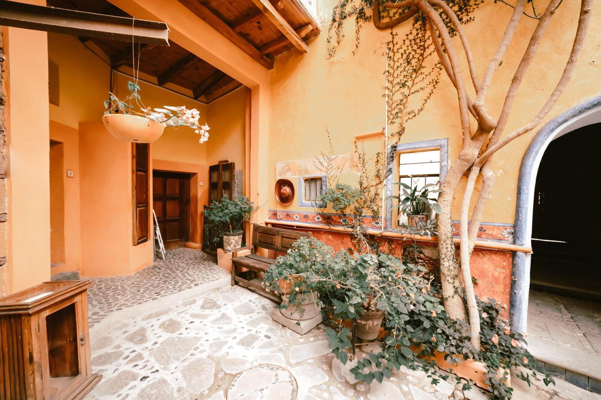 Hotel Casamia دولوريس إيدالغو المظهر الخارجي الصورة